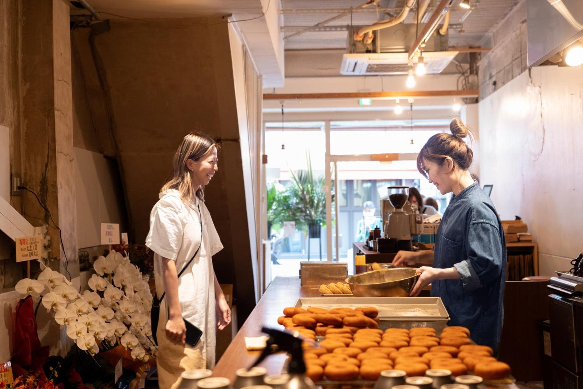 Hostel Ini Kobe & Brun Donut Cafe Exterior photo